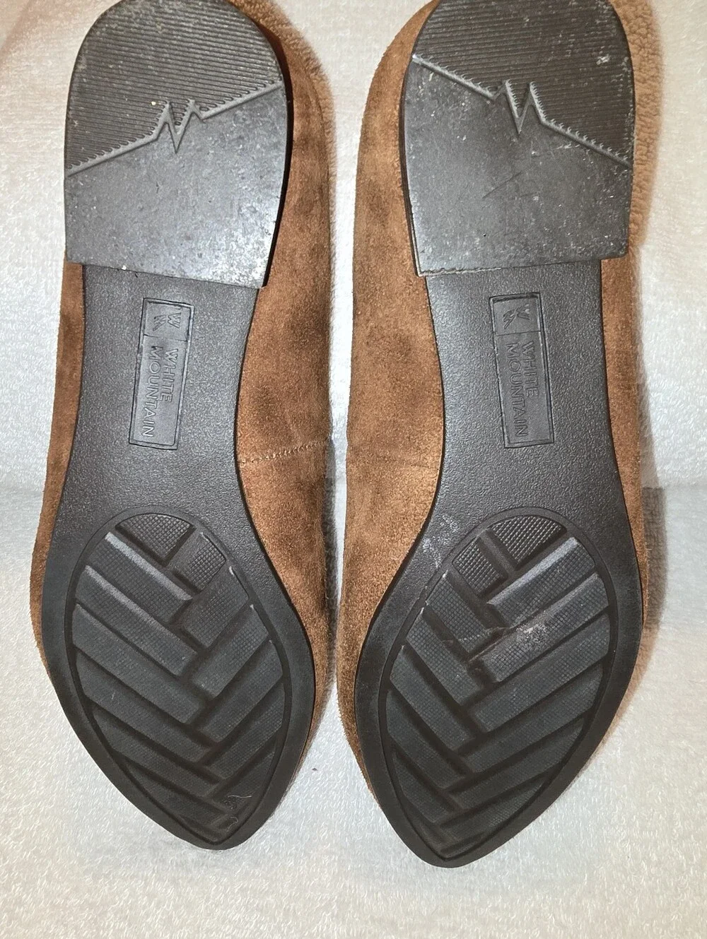 White Mountain Genuine Leather Suede Slip On Loafer Flats Brown 6 EUC
